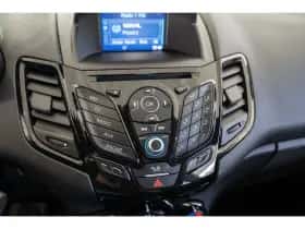 Ford Fiesta (2016) thumbnail 19