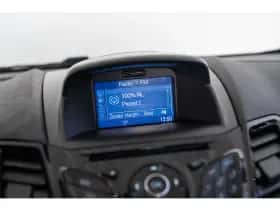 Ford Fiesta (2016) thumbnail 22