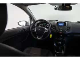 Ford Fiesta (2016) thumbnail 26