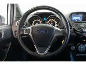 Ford Fiesta (2016) thumbnail 28