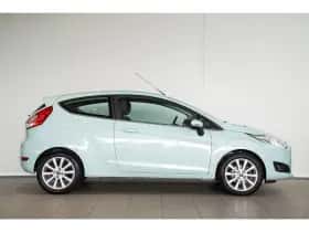 Ford Fiesta (2016) thumbnail 5