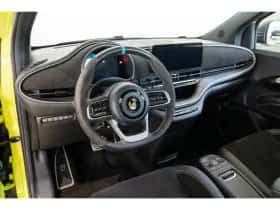 Abarth 500e (2023) thumbnail 14