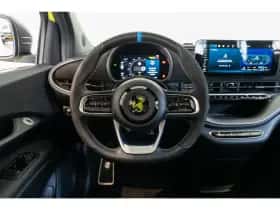 Abarth 500e (2023) thumbnail 42