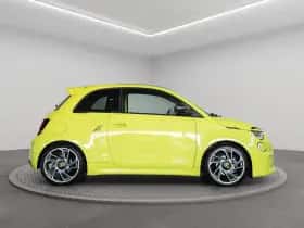 Abarth 500e (2023) thumbnail 6