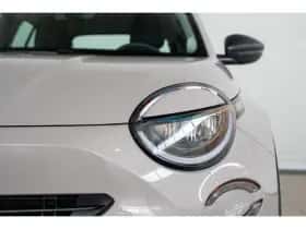 Fiat 600 (2024) thumbnail 2