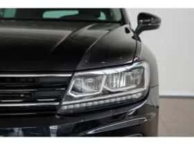 Volkswagen Tiguan (2017) thumbnail 2