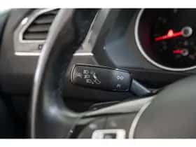 Volkswagen Tiguan (2017) thumbnail 21