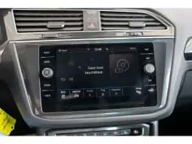 Volkswagen Tiguan (2017) thumbnail 32
