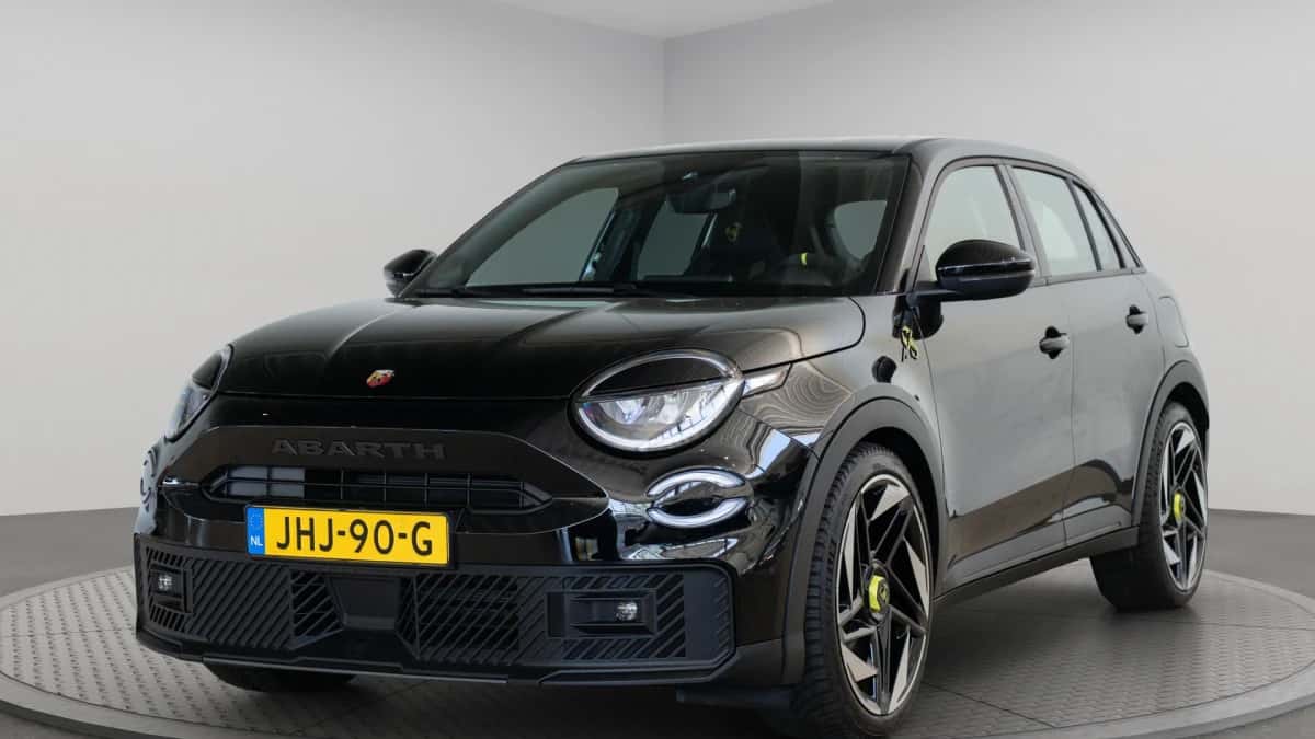 Abarth 600e (2025) — foto 1