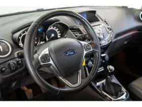 Ford Fiesta (2017) thumbnail 13