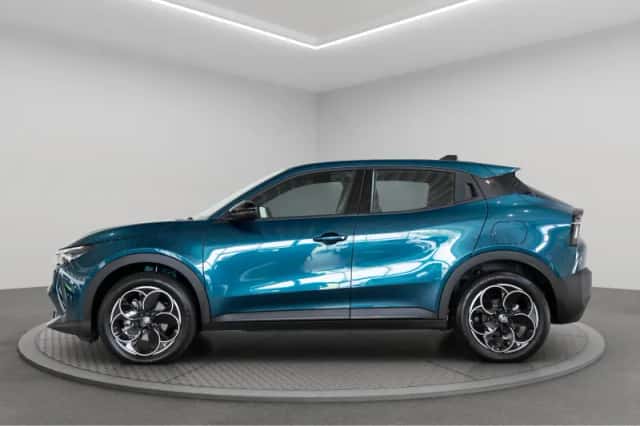 Alfa Romeo Junior (2025) thumbnail 5