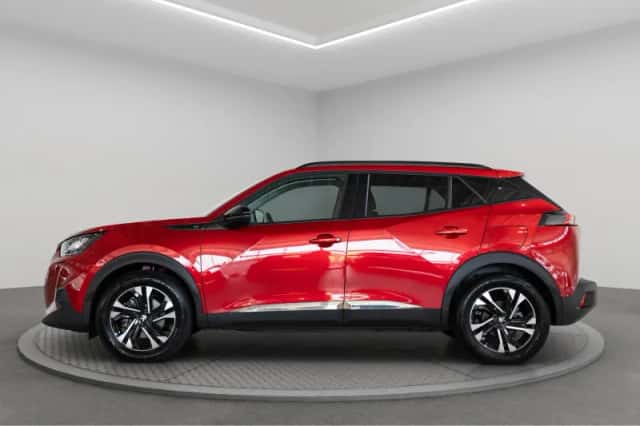 Peugeot e-2008 (2022) thumbnail 4