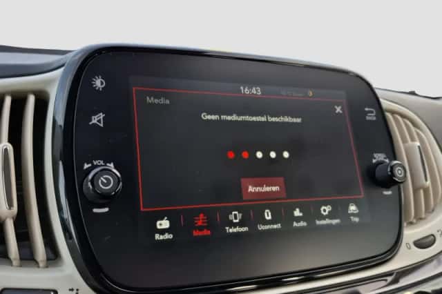 Fiat 500 (2021) thumbnail 14
