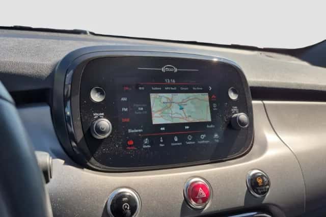 Fiat 500X (2022) thumbnail 17