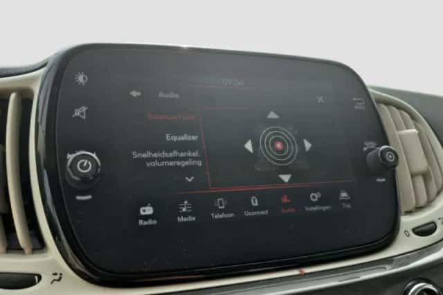 Fiat 500 (2021) thumbnail 17