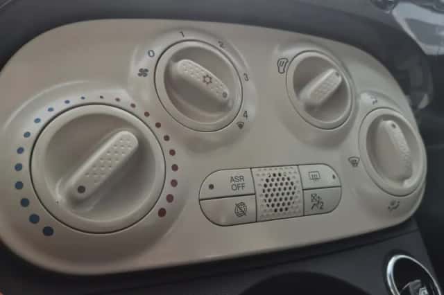 Fiat 500 (2021) thumbnail 23