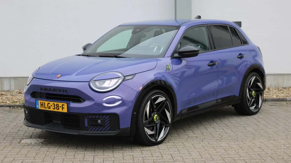 Abarth 600e (2025) — foto 1