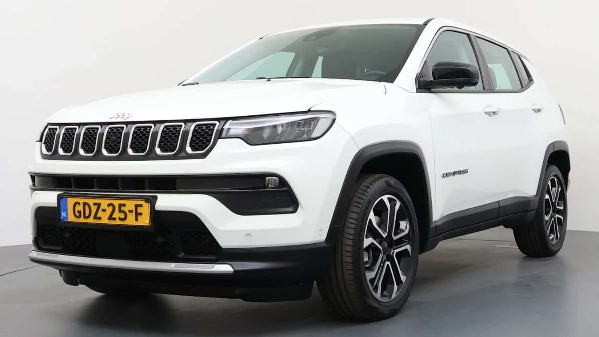Jeep Compass (2024) — foto 1