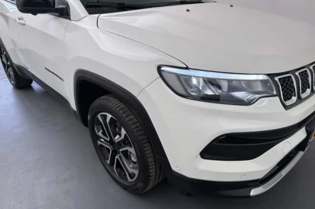 Jeep Compass (2024) thumbnail 11