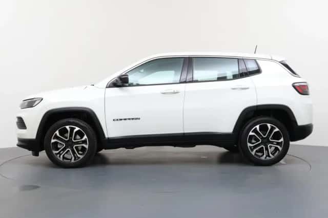 Jeep Compass (2024) thumbnail 13