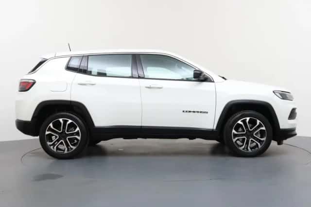 Jeep Compass (2024) thumbnail 14