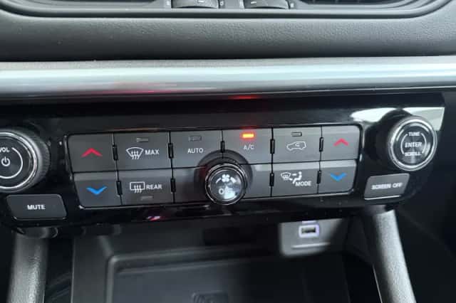 Jeep Compass (2024) thumbnail 19