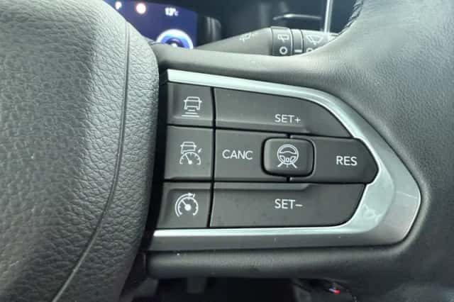 Jeep Compass (2024) thumbnail 23