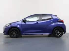 Toyota Yaris (2022) thumbnail 2