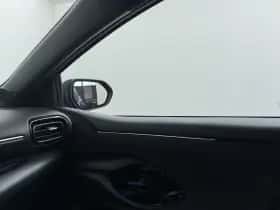 Toyota Yaris (2022) thumbnail 26