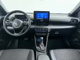 Toyota Yaris (2022) thumbnail 4