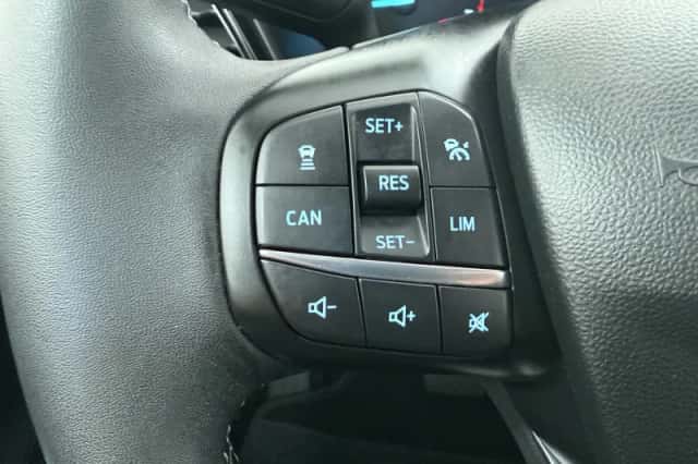 Ford Fiesta (2021) thumbnail 24