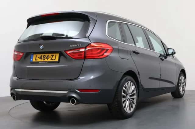 BMW 2-Serie (2021) thumbnail 2