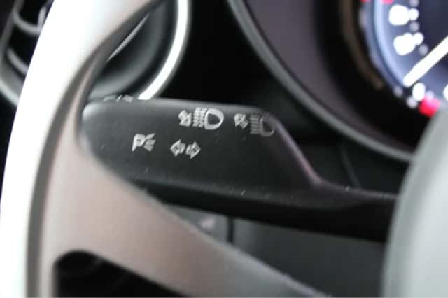 Alfa Romeo Giulia (2024) thumbnail 19