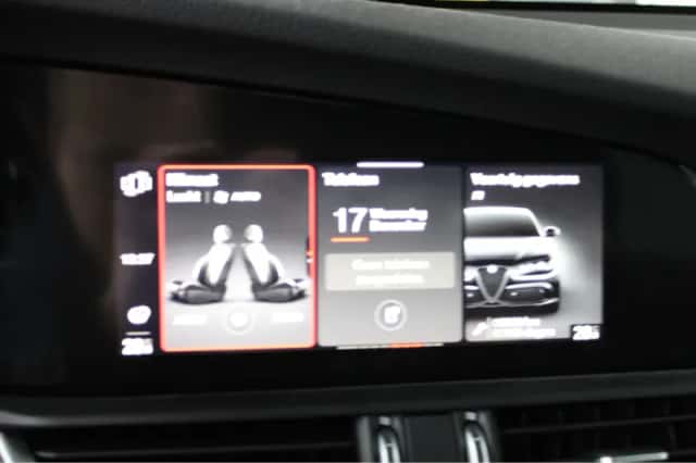 Alfa Romeo Giulia (2024) thumbnail 27