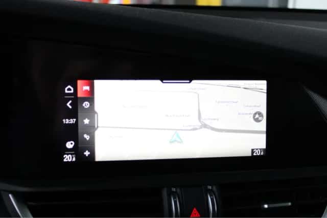 Alfa Romeo Giulia (2024) thumbnail 29