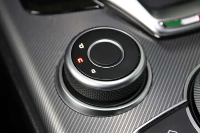Alfa Romeo Giulia (2024) thumbnail 34