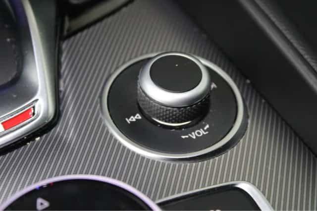 Alfa Romeo Giulia (2024) thumbnail 35