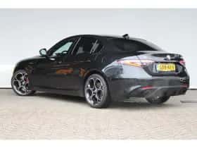 Alfa Romeo Giulia (2024) thumbnail 8