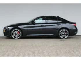 Alfa Romeo Giulia (2024) thumbnail 9