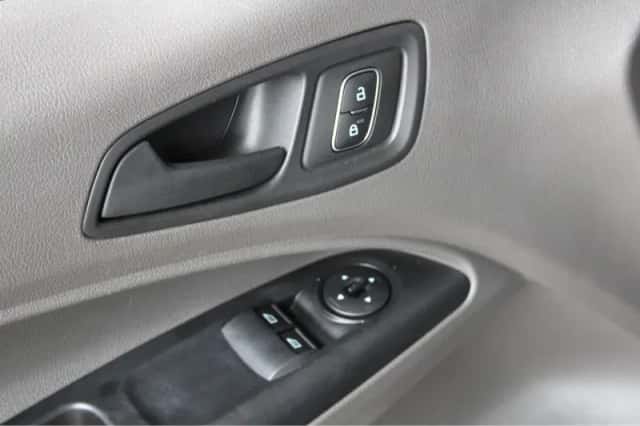 Ford Transit Connect (2022) thumbnail 10