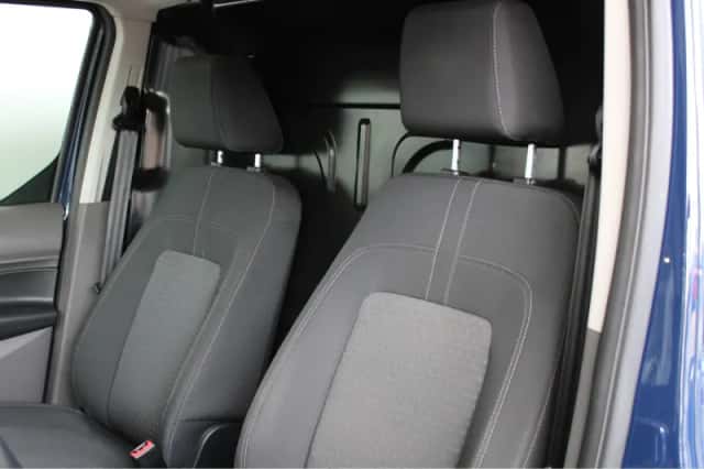 Ford Transit Connect (2022) thumbnail 10