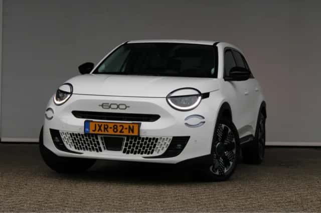 Fiat 600 (2025) thumbnail 1