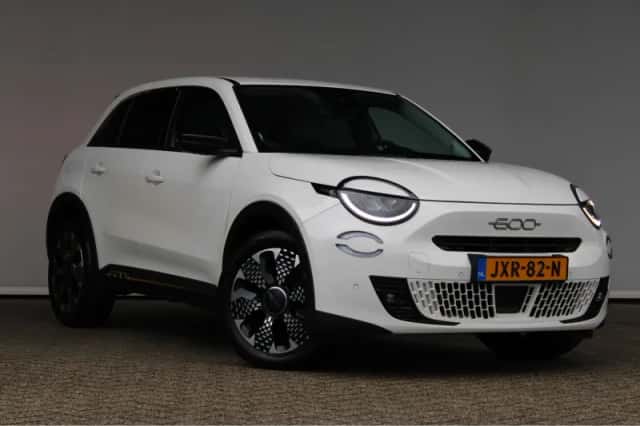 Fiat 600 (2025) thumbnail 3