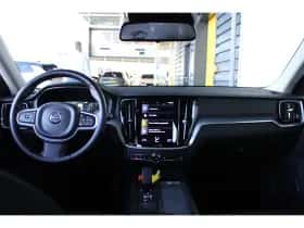 Volvo V60 (2021) thumbnail 13