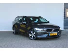 Volvo V60 (2021) thumbnail 3