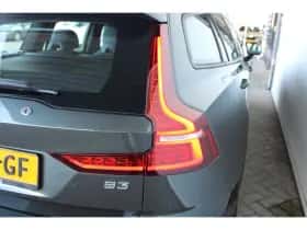 Volvo V60 (2021) thumbnail 33