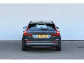 Volvo V60 (2021) thumbnail 6