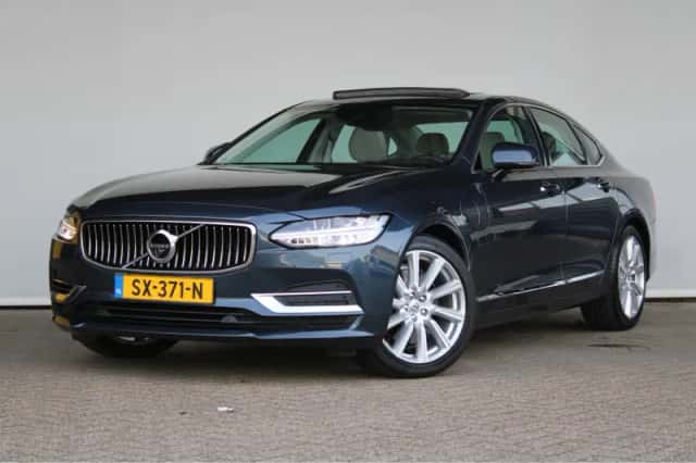 Volvo S90 (2018) thumbnail 1