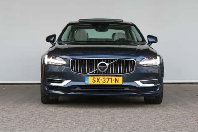 Volvo S90 (2018) thumbnail 3
