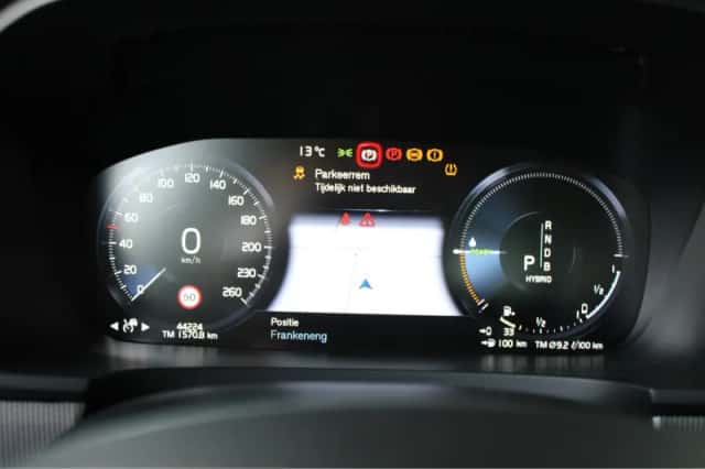 Volvo S90 (2018) thumbnail 25